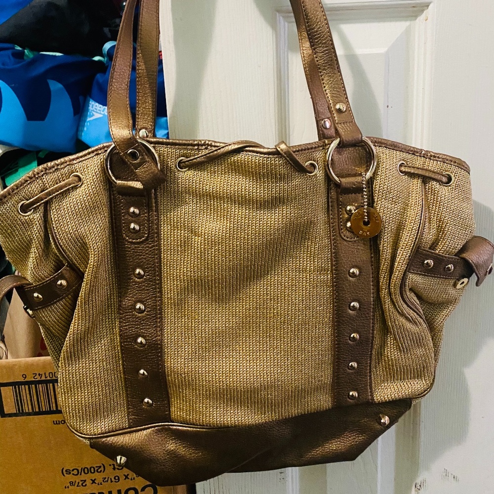 *NEW* Saks purse